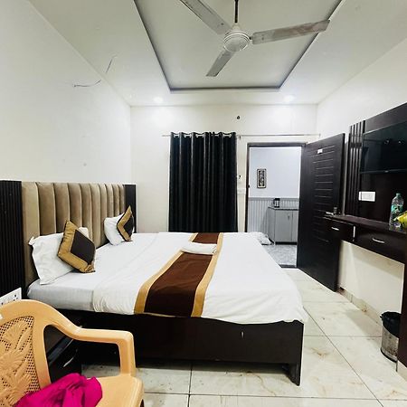 Hotel Green Apple Bareilly Exterior foto